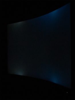 Seitliche Betrachtung: Glow des VA-Panels 
