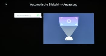 Die automatische Bildschirm-Anpassung arbeitet erst fehlerfrei, wenn sie aus- und wieder eingeschaltet wird