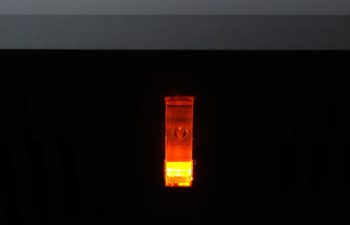 Im Ruhemodus wechselt die Farbe auf Orange