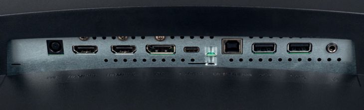 Ordentliche Anschlussauswahl des MSI MAG 325CQRXFDE