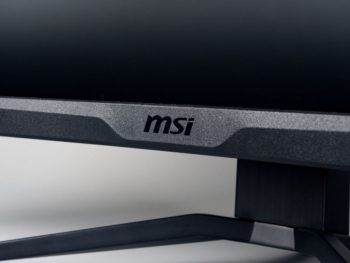 MSI-Logo mittig des Displayrahmens