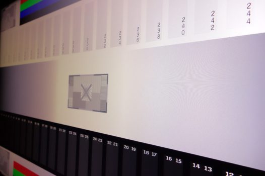 Graustufendarstellung des VA-Panels aus seitlicher Betrachtung