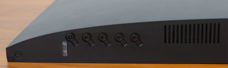 LED, Power-Button und Bedientasten