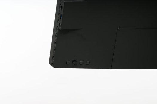 5-Wege-Controller und zwei „Custom-Keys“ auf der Rückseite des Gerätes