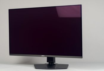 Display mit seitlicher Drehung nach links