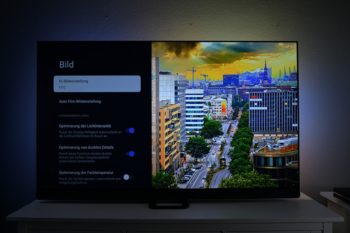 OSD: KI-Bildeinstellung "Eco"