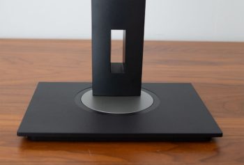 Monitorstandfuß mit Drehelement