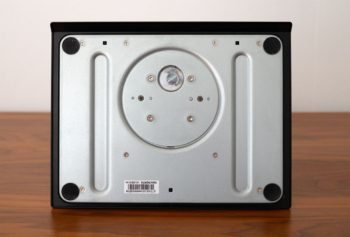 Monitorstandfuß von unten