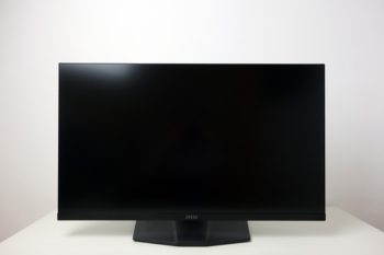 Um 13 cm lässt sich das Display in der Höhe variieren