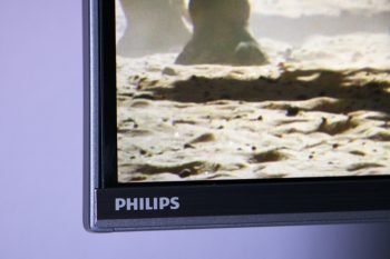 Philips 55PUS8909 Ansicht: schmaler Rahmen