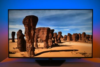 Dreiseitiges Ambilight: Vorderseite