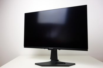 Um 40 Grad jeweils nach links und rechts lässt sich das Display drehen