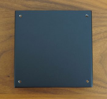 VESA-Adapter mit 100-x-100-Bohrungen
