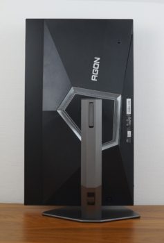 AOC AG326UD Pivot: Ansicht Rückseite