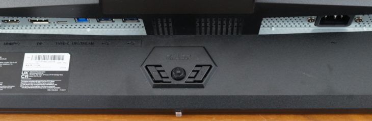 5-Wege-Joystick und zwei Tasten bilden die Bedieneinheit