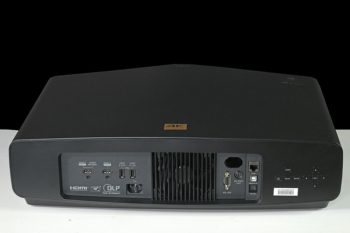 BenQ W5850 Ansicht hinten
