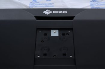 VESA-Lochabstand: 100 x 100 mm