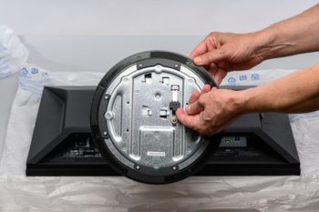Verriegelung zum Lösen des Drehtellers