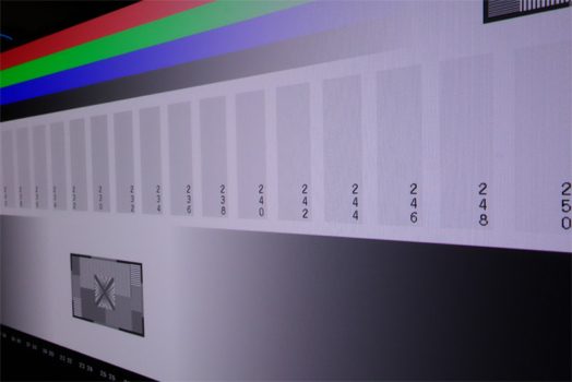 Graustufendarstellung vom OLED-Panel aus seitlicher Betrachtung