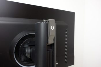 Ausklappbare Headset-Halterung
