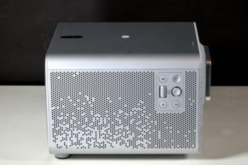 BenQ TK705STi Ansicht rechts