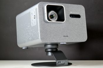 Standfuß ST30 mit BenQ TK705STi