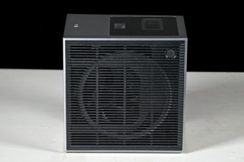 LG CineBeam S Ansicht rechts