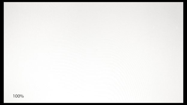 Weißbild: Perfekte Helligkeitsverteilung und Farbhomogenität