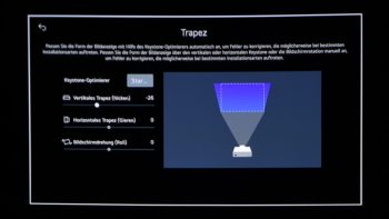 Manuell bekommen wir ein geometrisch korrektes Bild