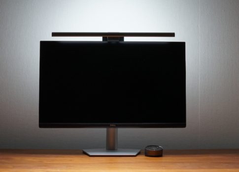 Beleuchtung vorn und hinten, 6500 K und 100 % Helligkeit