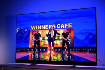 Vierseitiges Ambilight: Vorderseite