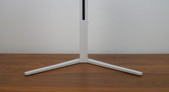 Monitorstandfu&szlig; in V-Form