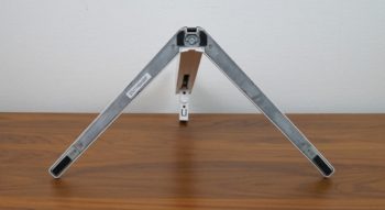 Monitorstandfu&szlig; von unten