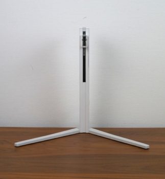 Monitorstandbein von vorn