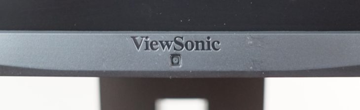 Sensor im unteren Rahmen