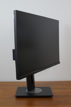 Display seitliche Drehung nach rechts, maximal bis 120&deg; m&ouml;glich