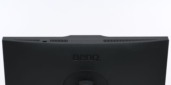 L&uuml;ftungsschlitze am Monitorgeh&auml;use