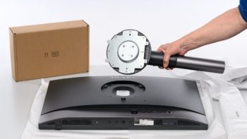 Monitorstandbein mit massiver Monitoraufh&auml;ngung