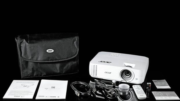 Lieferumfang des Acer H6815BD