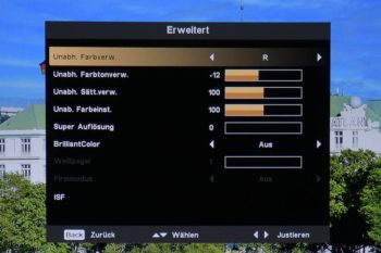 OSD: Erweitert -> Farbraum Rot