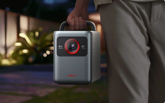 Nebula Cosmos 4K SE (Bild: Nebula)