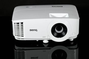 BenQ TH575i Ansicht vorn