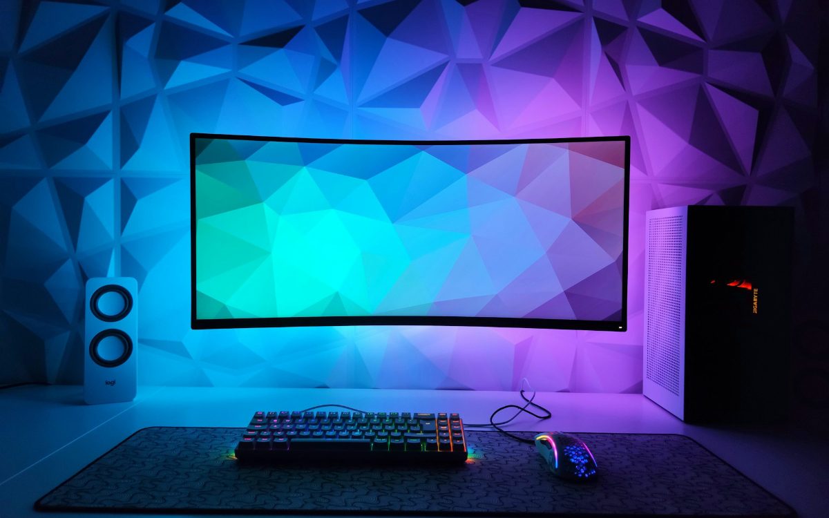 Gaming Monitor (Bild: Joshua Kettle)