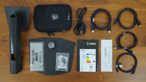 Lieferumfang des MSI MPG 322URDE QD-OLED X24