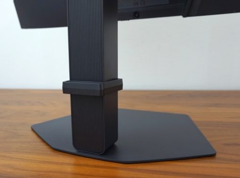 Kabelklemme am Monitorstandbein